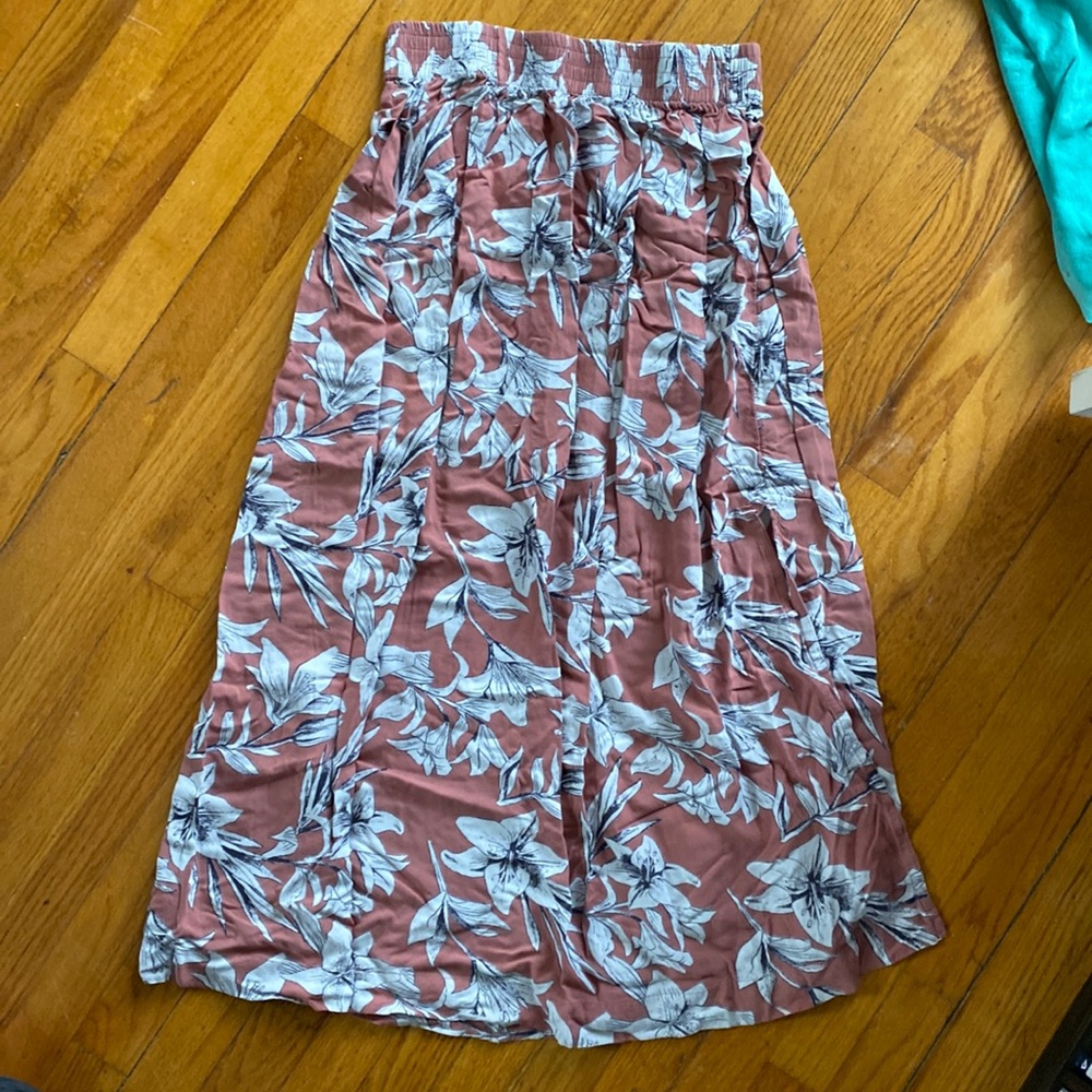 Roxy midi skirt